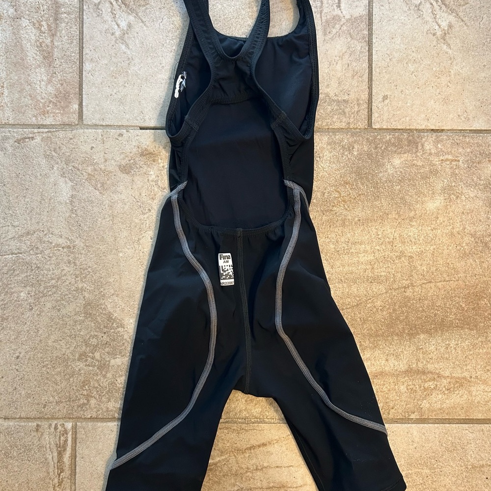 ARENA Poweskin ST 2.0 tech suit size 22